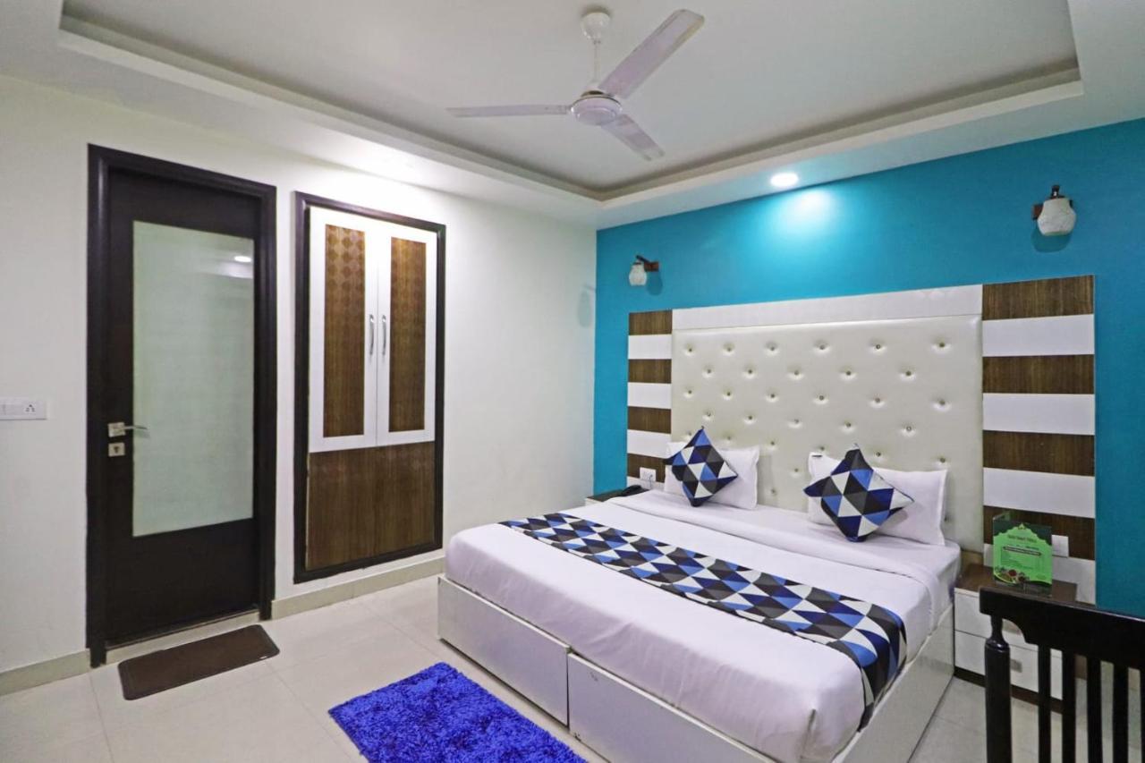 Hotel Star Inn Suite - Delhi Airport Нью-Дели Экстерьер фото