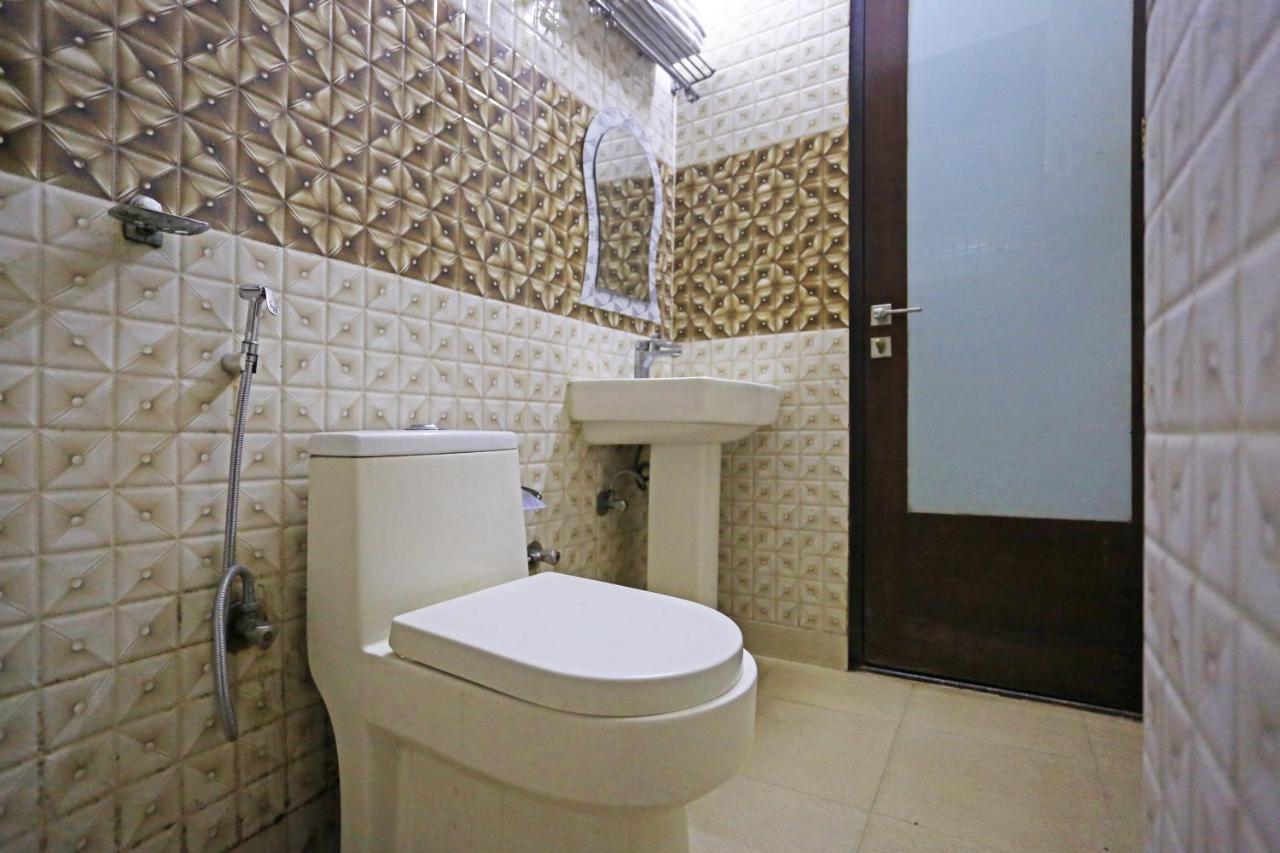 Hotel Star Inn Suite - Delhi Airport Нью-Дели Экстерьер фото